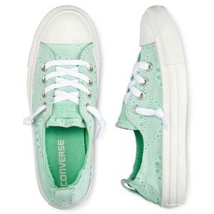 CONVERSE SIZE 7 SLIP ON SHORELINE GREEN SHOES